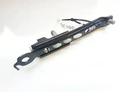 Pezzo di ricambio per auto di seconda mano plastica per toyota auris 2.2 d-cat riferimenti oem iam   