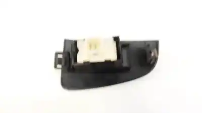 Pièce détachée automobile d'occasion commande de lève vitre avant gauche pour toyota avensis wagon (t25) 2.0 d-4d executive références oem iam 7423105140  74231-05140, 8655