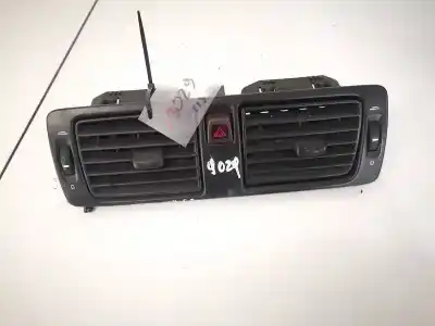 Pezzo di ricambio per auto di seconda mano griglia di aerazione per volvo v50 (545) 1.6 d riferimenti oem iam y01144