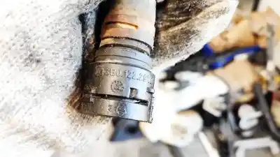 Peça sobressalente para automóvel em segunda mão tubo por volkswagen phaeton (3d1, 3d2, 3d3, 3d4, 3d6, 3d7, 3d8, 3d9) 3.0 v6 tdi 4motion referências oem iam 3b0122291b  