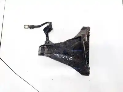 Second-hand car spare part engine support for audi a4 avant (b5) 1.9 tdi oem iam references 8d0199308f