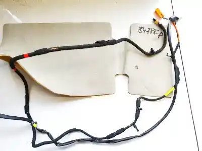 Peça sobressalente para automóvel em segunda mão plásticos por volvo v50 (545) 2.4 referências oem iam 