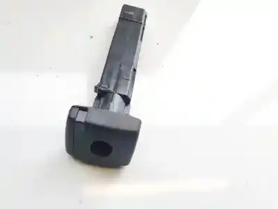 Pezzo di ricambio per auto di seconda mano plastica per volvo v50 (545) 2.0 d riferimenti oem iam 30615873  