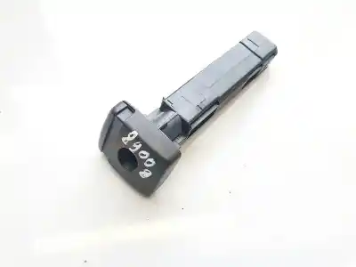 Pezzo di ricambio per auto di seconda mano plastica per volvo v50 (545) 2.0 d riferimenti oem iam 30615873  