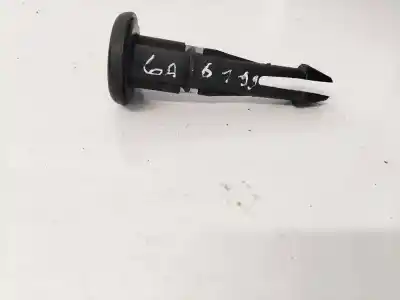 Pezzo di ricambio per auto di seconda mano plastica per audi 80 avant 1.9 tdi riferimenti oem iam 8a9885966  