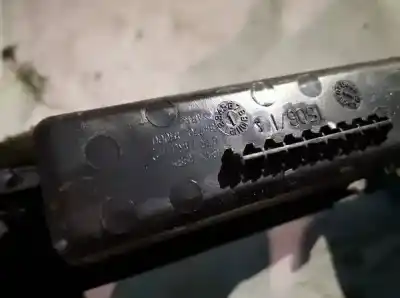 Pezzo di ricambio per auto di seconda mano plastica per kia ceed (ed) 1.6 crdi 115 riferimenti oem iam 847701h000  84770-1h000