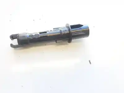 Pezzo di ricambio per auto di seconda mano plastica per volvo v50 (545) 2.0 d riferimenti oem iam 08686050  