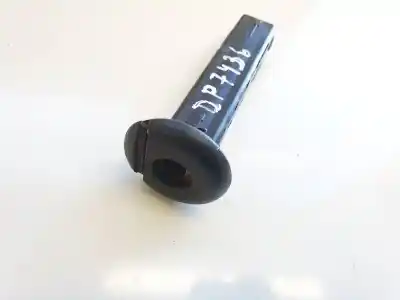 Автозапчастина б/у пластика для audi a4 avant (8e) 2.0 tdi quattro (dpf) посилання на oem iam f881920880  8335376