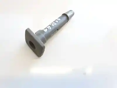 Peça sobressalente para automóvel em segunda mão plásticos por kia carens 2.0 crdi ex monovolumen referências oem iam 