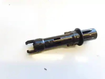 Pezzo di ricambio per auto di seconda mano plastica per volvo v50 (545) 2.0 d riferimenti oem iam 08686050  