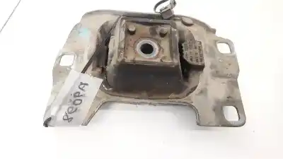 Second-hand car spare part engine support for volvo v50 (545) 2.0 d oem iam references 3m517m121ae  