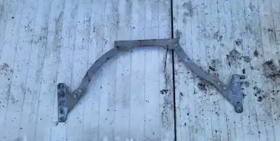 Peça sobressalente para automóvel em segunda mão plásticos por volvo v50 (545) 2.0 d referências oem iam 