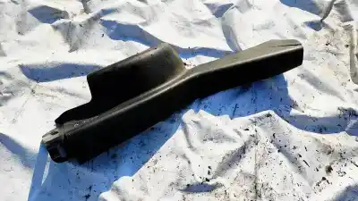 Peça sobressalente para automóvel em segunda mão plásticos por nissan qashqai 1.6 16v referências oem iam 84951jd101