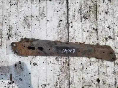 Peça sobressalente para automóvel em segunda mão plásticos por toyota auris 2.2 d-cat referências oem iam 