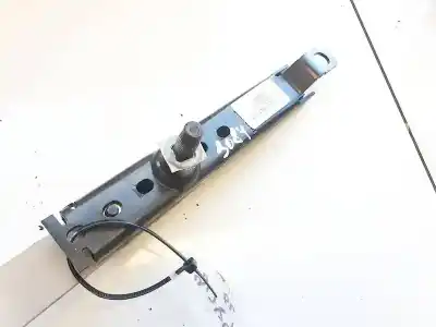 Автозапчастина б/у пластика для chrysler sebring (jr) 2.0 посилання на oem iam 520194100e  04649098aa