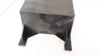 Pezzo di ricambio per auto di seconda mano plastica per toyota corolla (e11) 2.0 d-4d linea sol riferimenti oem iam 5842713040  58427-13040