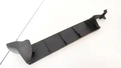 Pezzo di ricambio per auto di seconda mano plastica per toyota corolla (e11) 2.0 d-4d linea sol riferimenti oem iam 7213813030  72138-13030