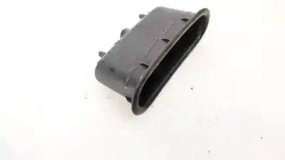 Second-hand car spare part plastics for toyota corolla (e11) 2.0 d-4d linea sol oem iam references 7481452010  74814-52010