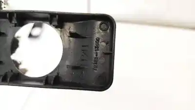 Pezzo di ricambio per auto di seconda mano plastica per toyota corolla (e11) 2.0 d-4d linea sol riferimenti oem iam 7212513050  72125-13050
