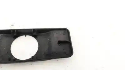 Pezzo di ricambio per auto di seconda mano plastica per toyota corolla (e11) 2.0 d-4d linea sol riferimenti oem iam 7212513020  72125-13020