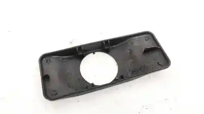 Pezzo di ricambio per auto di seconda mano plastica per toyota corolla (e11) 2.0 d-4d linea sol riferimenti oem iam 7212513020  72125-13020