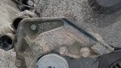 Second-hand car spare part engine support for jeep patriot 2.0 crd cat oem iam references 05105588ad