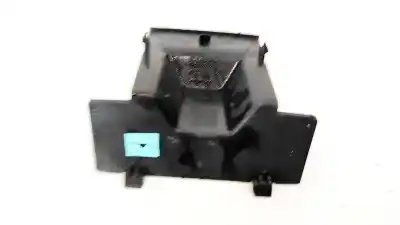 Pezzo di ricambio per auto di seconda mano plastica per volvo v50 (545) 2.0 d riferimenti oem iam 08686027  33464m