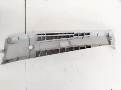 Pezzo di ricambio per auto di seconda mano plastica per toyota corolla (e11) 2.0 d-4d linea sol riferimenti oem iam 6241113060  62411-13060, 62411-13030