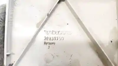 Pezzo di ricambio per auto di seconda mano plastica per volvo v50 (545) 2.0 d riferimenti oem iam 30639760  