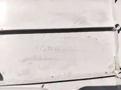 Pezzo di ricambio per auto di seconda mano plastica per volvo v50 (545) 2.0 d riferimenti oem iam 8663501  