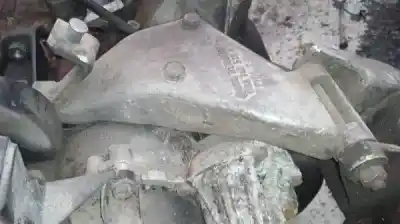 Second-hand car spare part engine support for audi 80 b4 avant (8c5) 1.9 tdi oem iam references 068145515a  