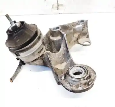 Second-hand car spare part engine support for volkswagen passat variant (3b5) 1.9 tdi oem iam references 4b0199352a  4b0199352a