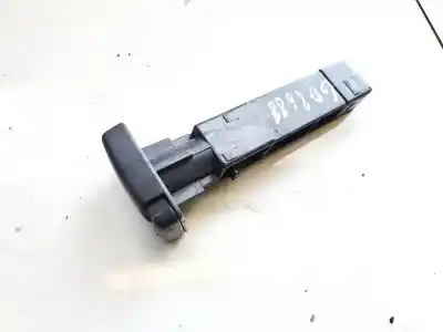 Pezzo di ricambio per auto di seconda mano plastica per volvo v50 (545) 2.0 d riferimenti oem iam 30615873  