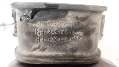 Second-hand car spare part engine support for opel meriva b 1.7 16v cdti oem iam references 9227881  9227880, 24467436