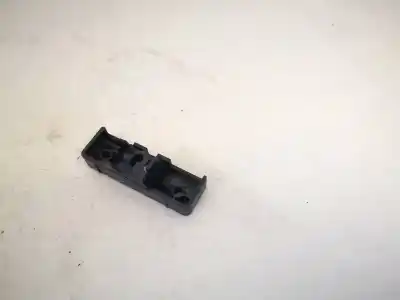 Автозапчастина б/у пластика для audi a3 (8l) 1.6 посилання на oem iam 8l0035468  