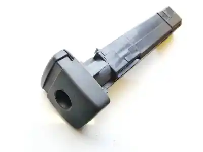 Second-hand car spare part plastics for volvo v50 (545) 2.0 d oem iam references 30615873