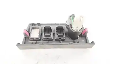 Автозапчастина б/у пластика для toyota rav 4 (a3) 2.2 d-4d cat посилання на oem iam 5553952060  55539-52060