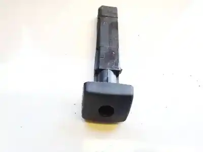 Peça sobressalente para automóvel em segunda mão plásticos por volvo v50 (545) 2.0 d referências oem iam 30615874