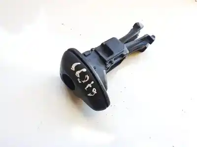 Second-hand car spare part plastics for renault scenic ii 2.0 oem iam references 8200255709