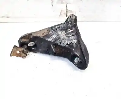 Second-hand car spare part engine support for volvo v70 ii (285) 2.5 tdi oem iam references   