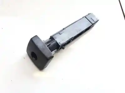 Pezzo di ricambio per auto di seconda mano plastica per volvo v50 (545) 2.0 d riferimenti oem iam 30615873  