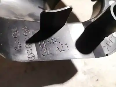 Pezzo di ricambio per auto di seconda mano plastica per mazda 3 (bk) 2.0 mzr-cd (bk14) riferimenti oem iam bp4k32az1  