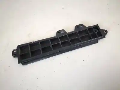 Pezzo di ricambio per auto di seconda mano plastica per volvo v50 (545) 2.0 d riferimenti oem iam 3m5h19d672c  3m5h-19d672-c