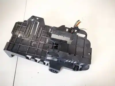 Автозапчастина б/у пластика для audi a3 (8p) 2.0 16v fsi посилання на oem iam 8p0907368  