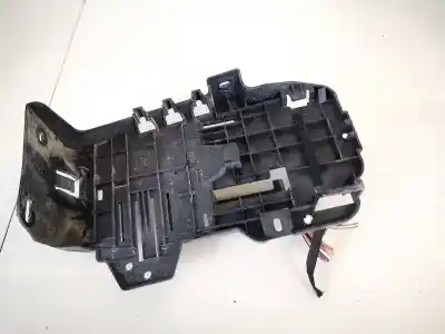 Автозапчасти б/у пластики за audi a3 (8p) 2.0 16v fsi ссылки oem iam 8p0907368