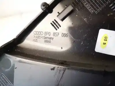 Автозапчастина б/у пластика для audi a3 (8p) 2.0 16v fsi посилання на oem iam 8p0857086  