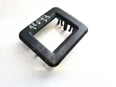 Pezzo di ricambio per auto di seconda mano plastica per hyundai i30 1.6 crdi cat riferimenti oem iam 893312l000