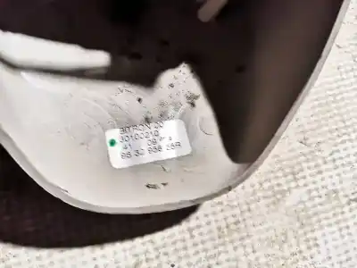 Pezzo di ricambio per auto di seconda mano plastica per renault laguna iii 2.0 dci diesel cat riferimenti oem iam 963295655r  