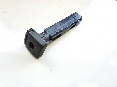 Pezzo di ricambio per auto di seconda mano plastica per volvo v50 (545) 2.0 d riferimenti oem iam 30615873  