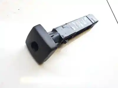 Pezzo di ricambio per auto di seconda mano plastica per volvo v50 (545) 1.6 d riferimenti oem iam 30615874